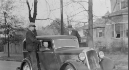 1933 Sam With Bodyguards in Decatur
